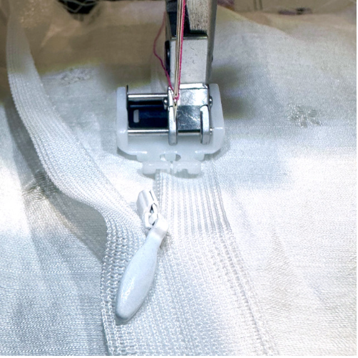 Pfaff 2 in 1 Zipper Foot + Conceal Zipper Foot