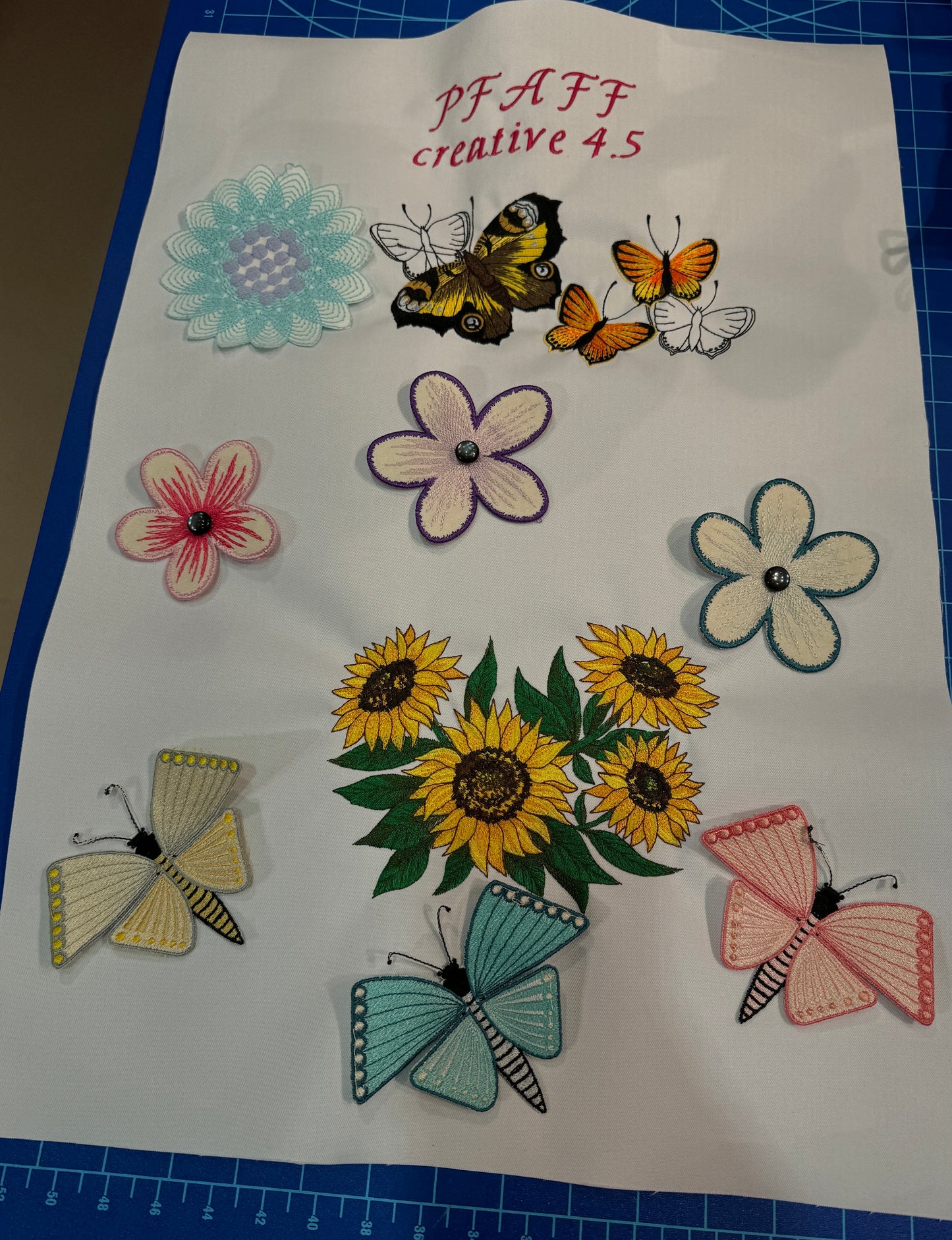 PFAFF Creative™ 4.5 Sewing & Embroidery Machine