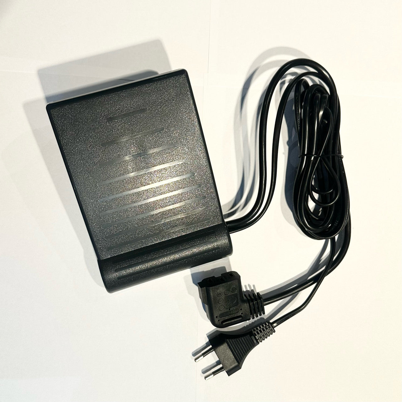 PFAFF Foot Controller CPL 220–240V #413116001 | For Bulb Light Machine Type AE010 (Original)