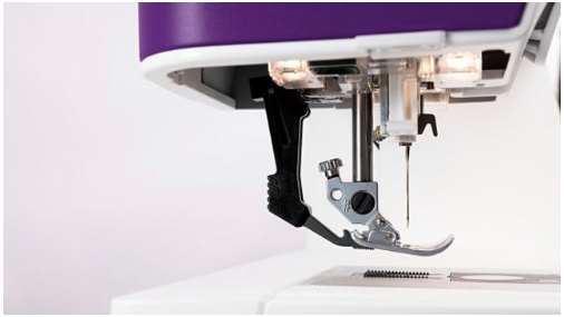 PFAFF Quilt Expression™ 710