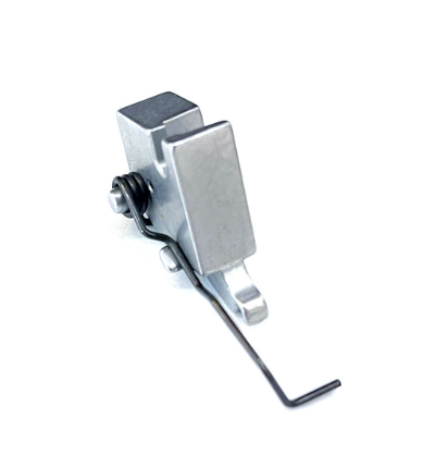 PFAFF Presser Foot Shank for Serger / Overlock Machine 29-924993-70 / 517