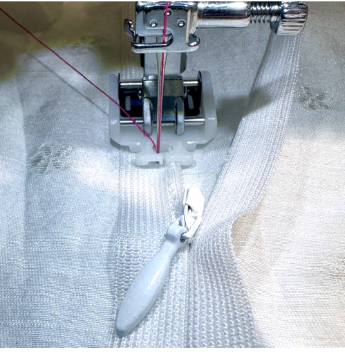 Pfaff 2 in 1 Zipper Foot + Conceal Zipper Foot